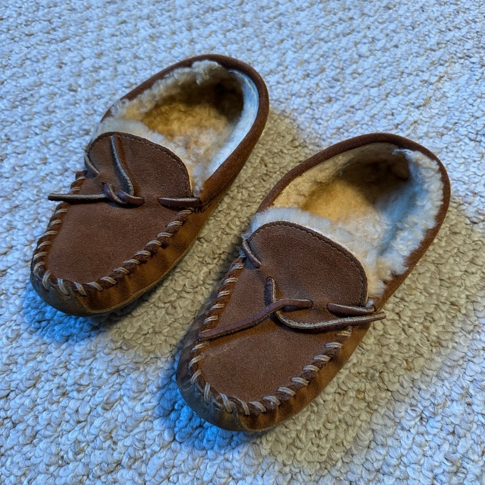 Kids Brown Faux-Suede Lined Llbean Moccasin Slippers